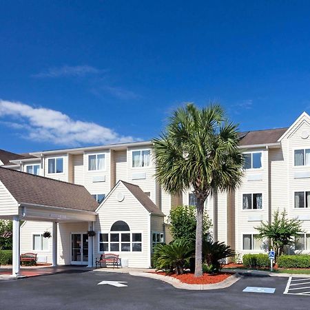 Microtel Inn & Suites By Wyndham Brunswick Exterior photo